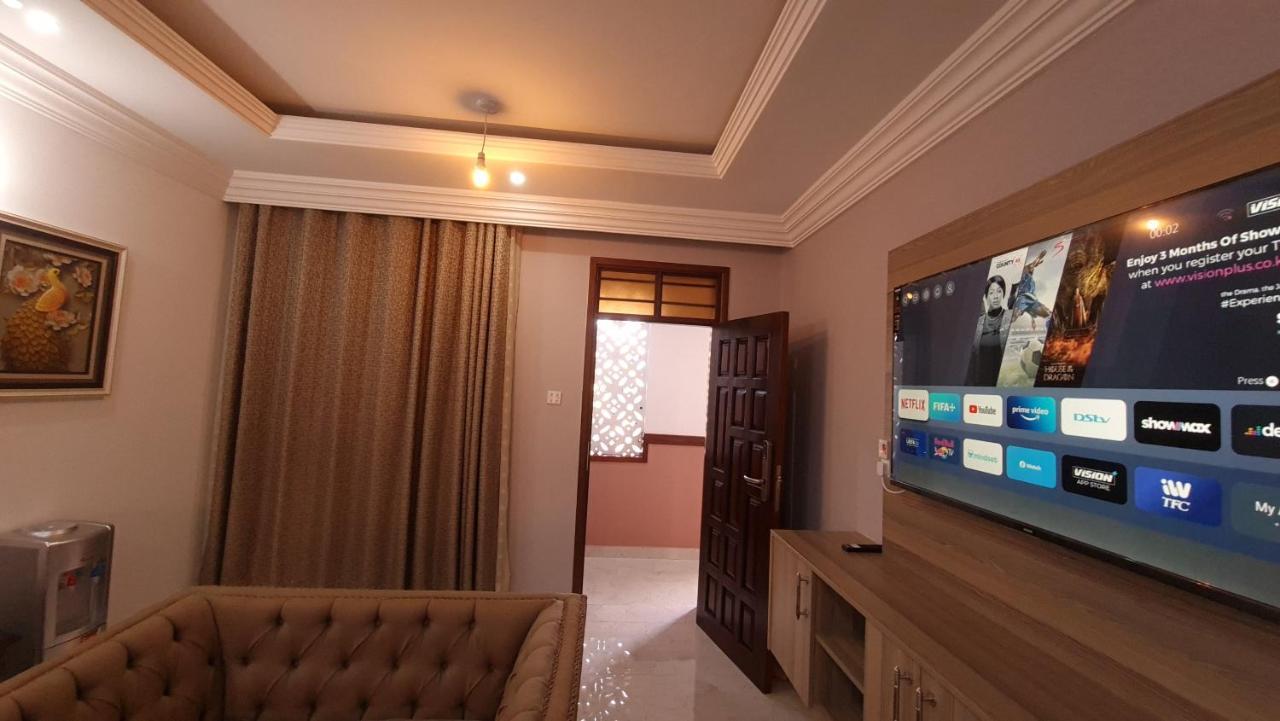 The Festival Fully Furnished Apartments Момбаса Экстерьер фото