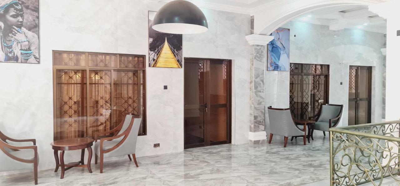 The Festival Fully Furnished Apartments Момбаса Экстерьер фото