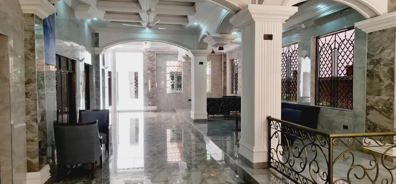 The Festival Fully Furnished Apartments Момбаса Экстерьер фото