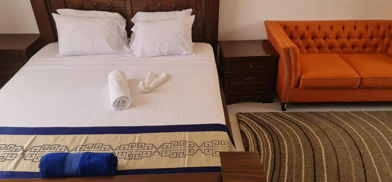 The Festival Fully Furnished Apartments Момбаса Экстерьер фото